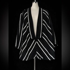 Chicos Cardigan      Size XL